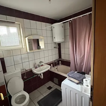Flower House - 90m2 Lägenhet