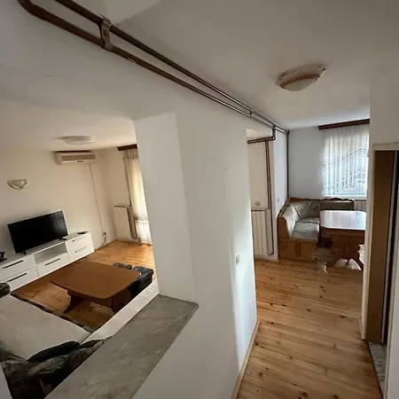 Lägenhet Flower House - 90m2 Tuzla